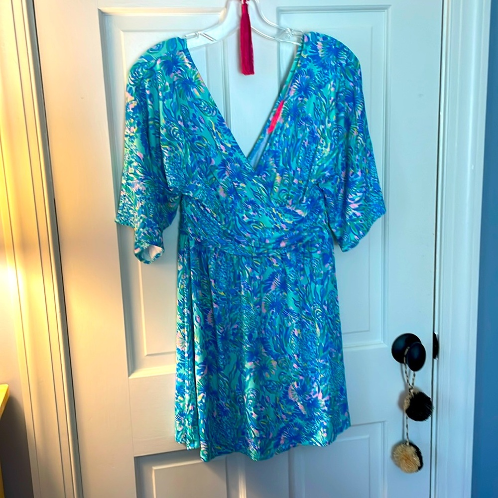 CUTE GIRLIE SASSY 💅 Lilly Pulitzer NWOT blue playsuit romper S so flattering 💕